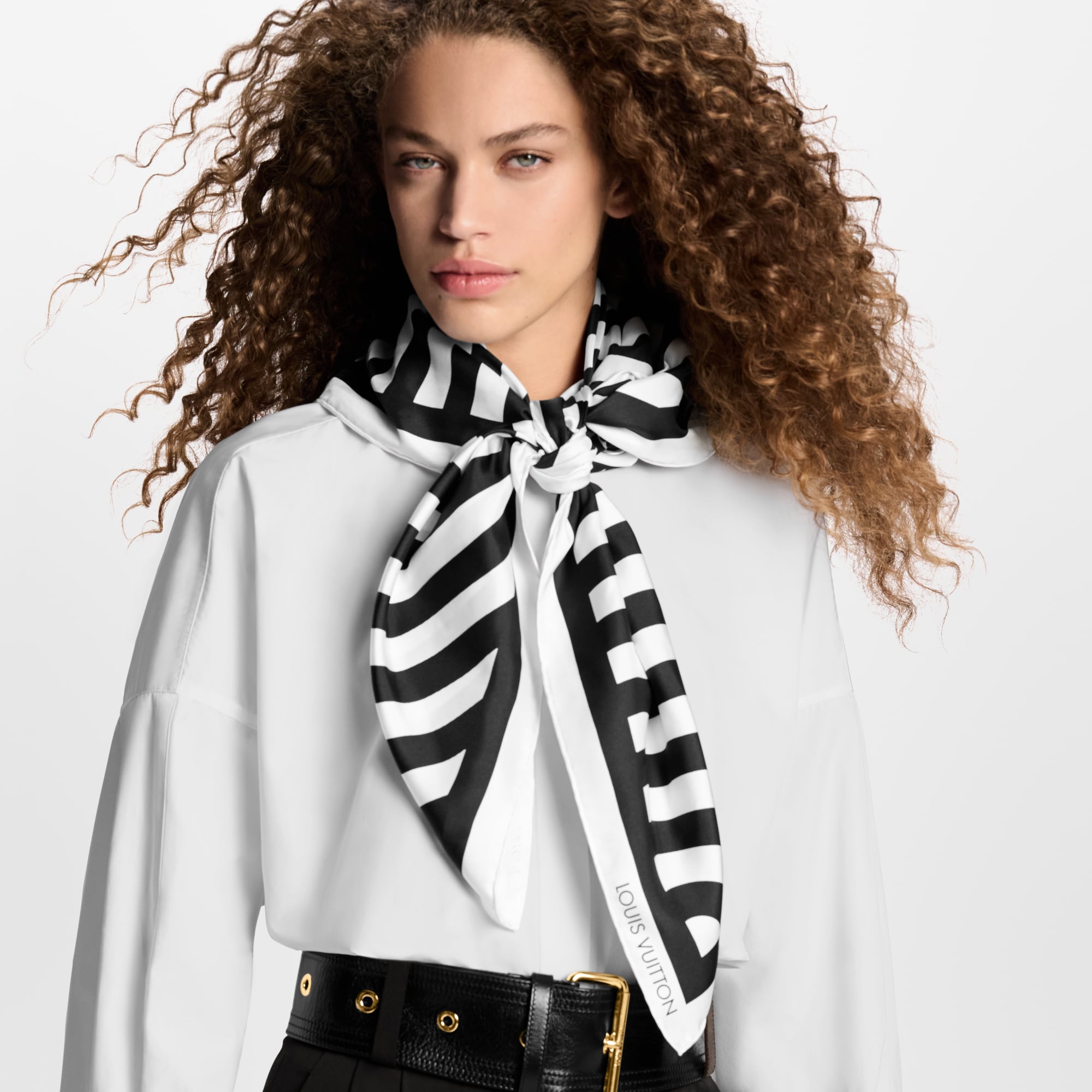 S00 Accessories Silk Squares and Bandeaus  Ressac By Sol Lewitt Square 90 | Louis Vuitton ® (Product zoom)