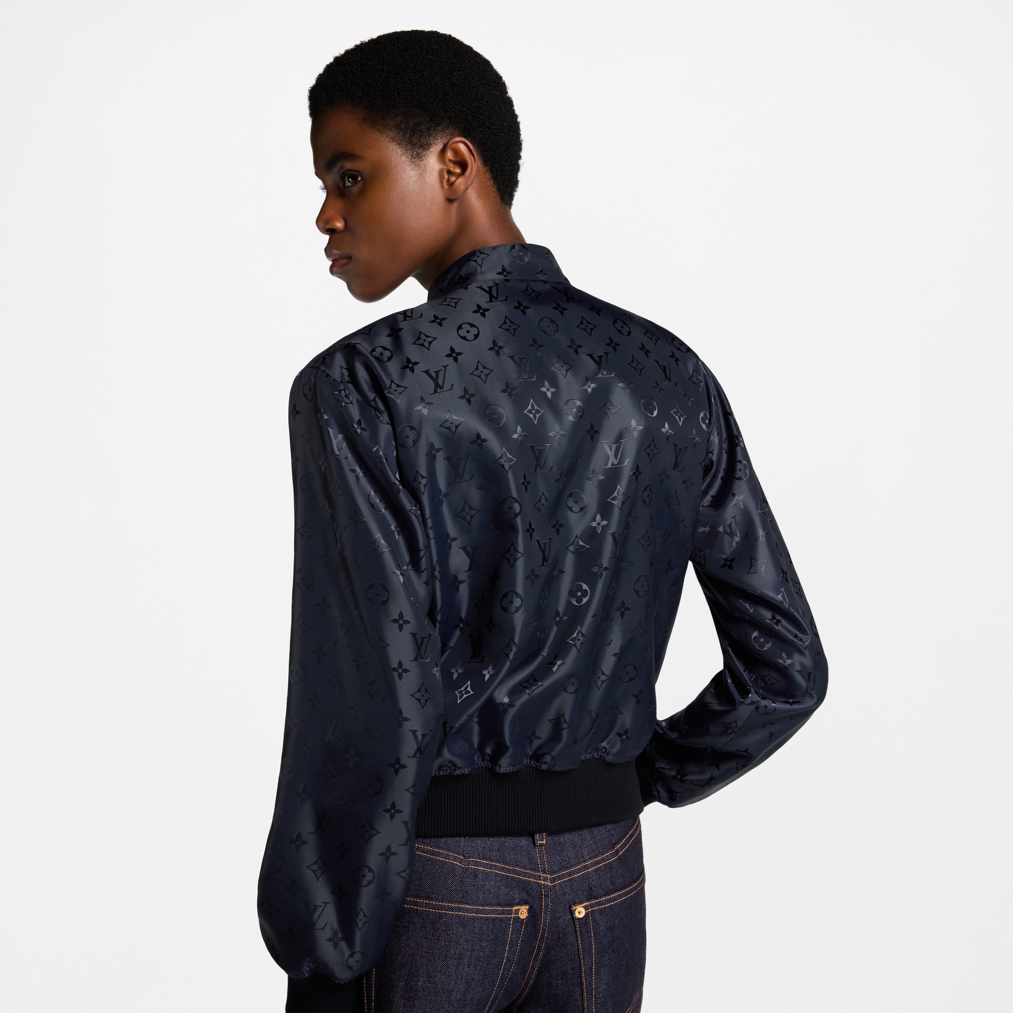  Ready-to-Wear Coats and Jackets Reversible Necklace Bomber Jacket | Louis Vuitton ® (Product zoom)