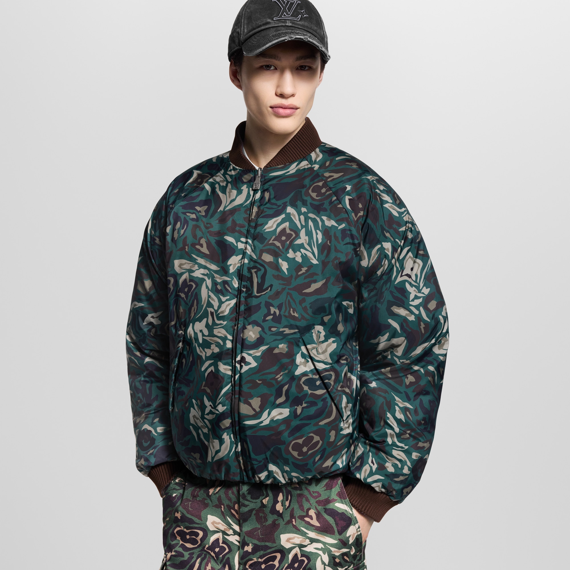  Ready-to-Wear Coats and Outerwear Reversible Puffer Jacket | Louis Vuitton ® (Product zoom)