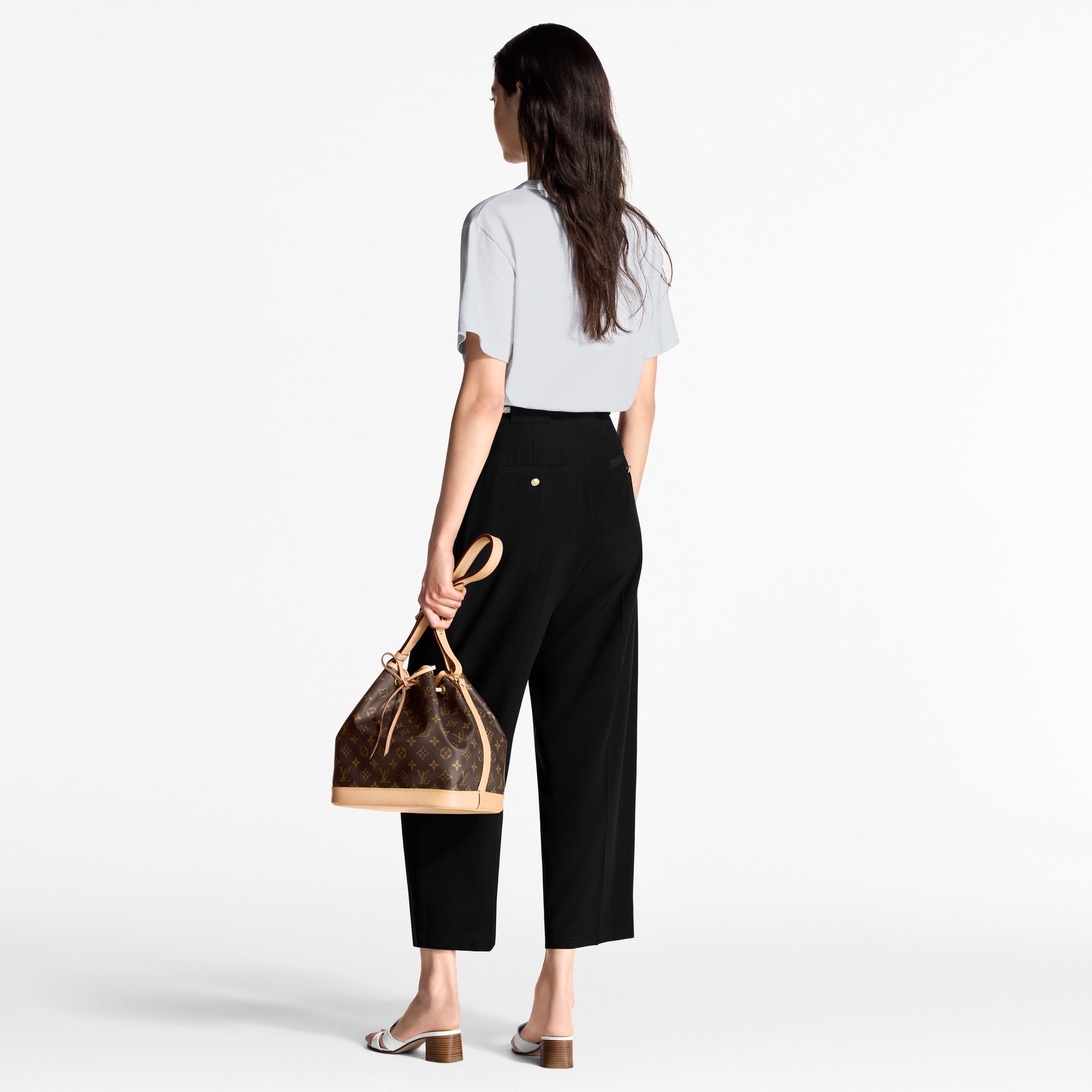  Ready-to-Wear Tops Ribbon Signature Crop Top | Louis Vuitton ® (Product zoom)