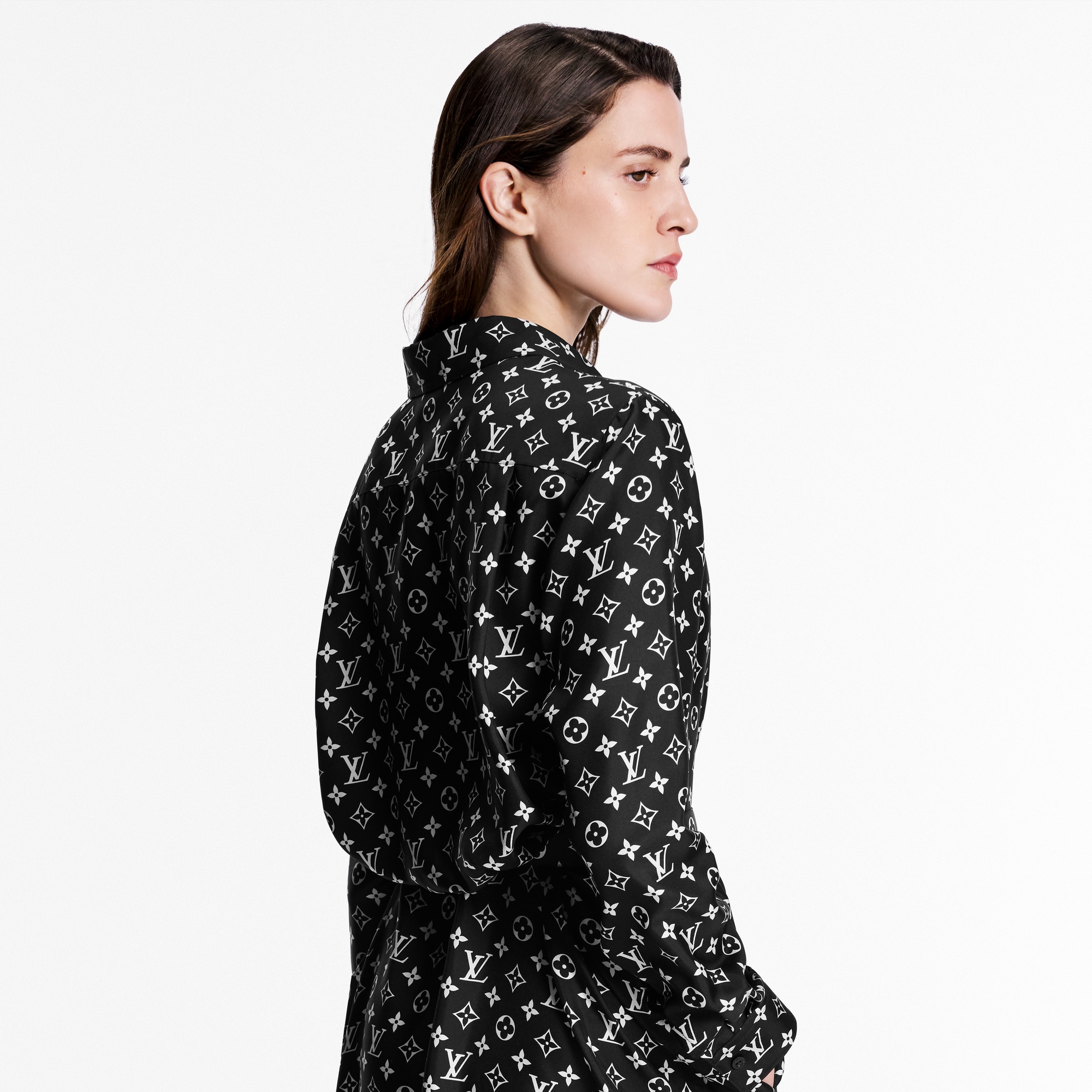  Prêt-à-Porter Robes Robe chemise Monogram en soie | Louis Vuitton ® (Zoom produit)