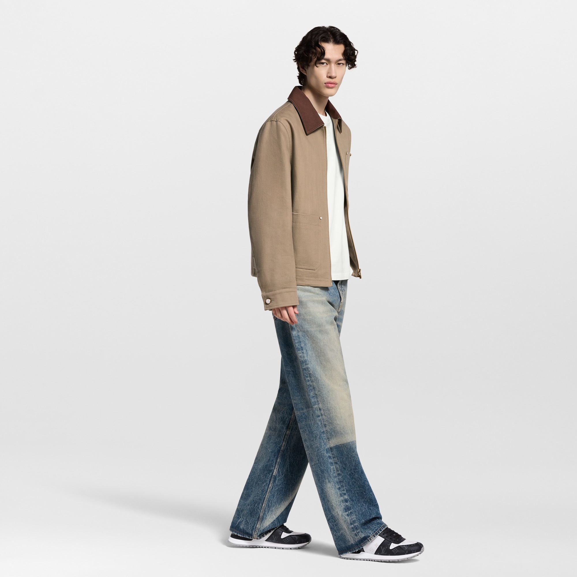  Shoes Sneakers Run Away Sneaker | Louis Vuitton ® (Product zoom)