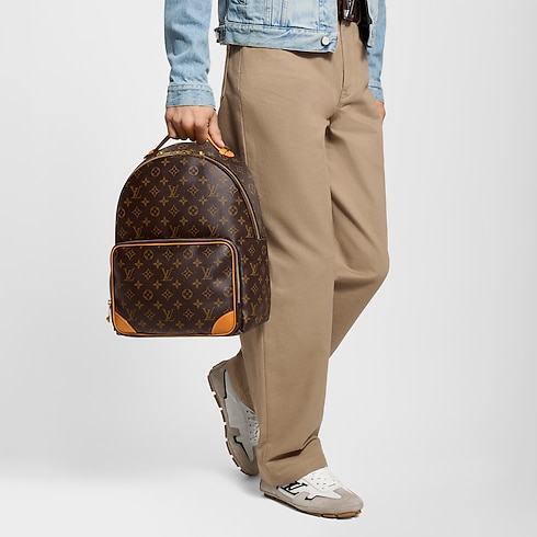 Monogram Archive Sacs Homme Nouveautes Sac à dos Discovery Cargo | Louis Vuitton ® (Zoom produit)