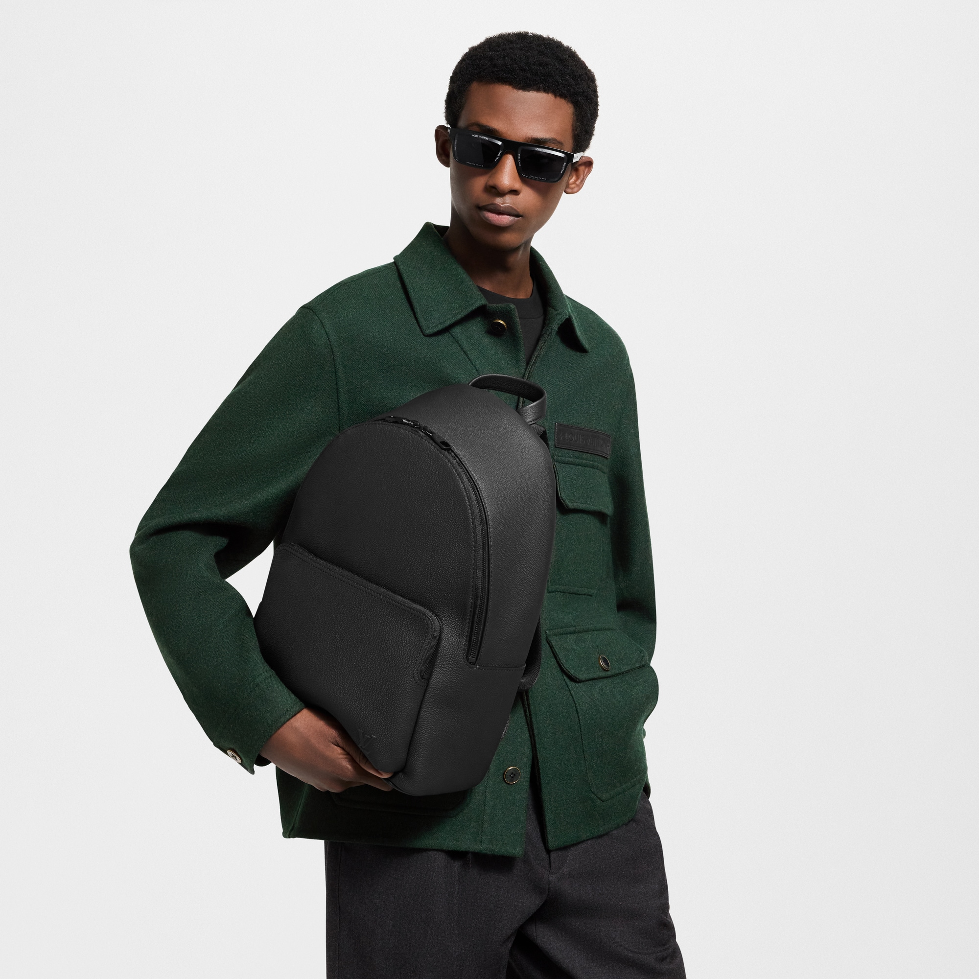 LV Aerogram Sacs Homme Nouveautes Sac à dos Discovery Work | Louis Vuitton ® (Zoom produit)