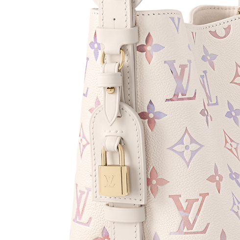 Cuir Monogram Empreinte Sacs à Main Toutes Nos Collections Sac All In BB | Louis Vuitton ® (Zoom produit)