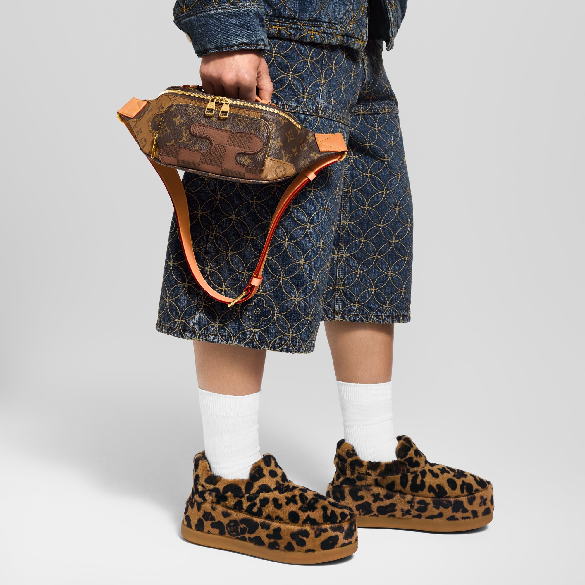 Other Monogram Canvas Sacs Homme Nouveautes Sac ceinture Rush | Louis Vuitton ® (Zoom produit)