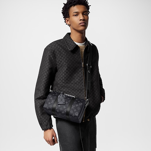 Monogram Eclipse Holiday Sélection homme Sac City Keepall | Louis Vuitton ® (Zoom produit)