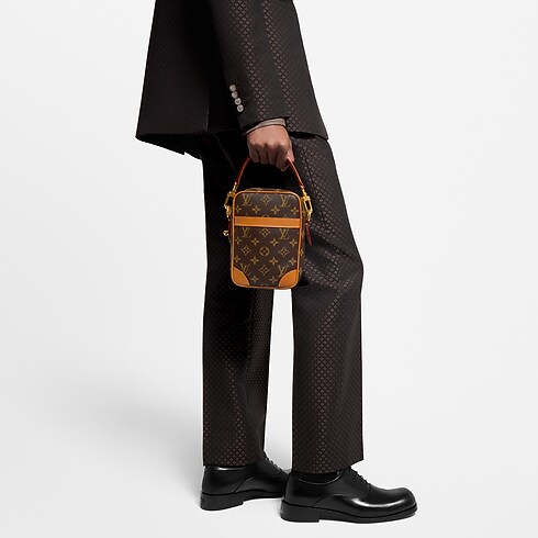 Monogram Archive Sacs Homme Nouveautes Sac Danube | Louis Vuitton ® (Zoom produit)