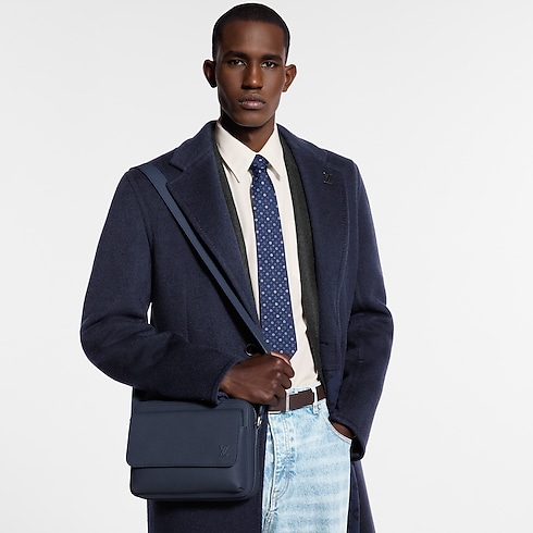 LV Aerogram Sacs Homme Nouveautes Sac Messenger Boarding | Louis Vuitton ® (Zoom produit)