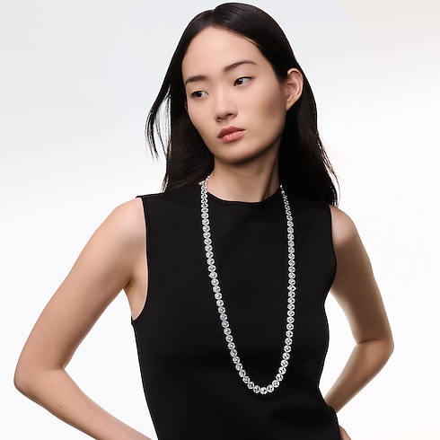 Bijoux Colliers et pendentifs Sautoir Galaxie, or blanc et diamants | Louis Vuitton ® (Zoom produit)