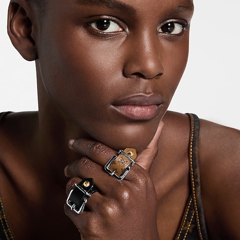 S00 Bijoux Fantaisie Bagues, Broches et Autres Set de bagues LV Emblem | Louis Vuitton ® (Zoom produit)