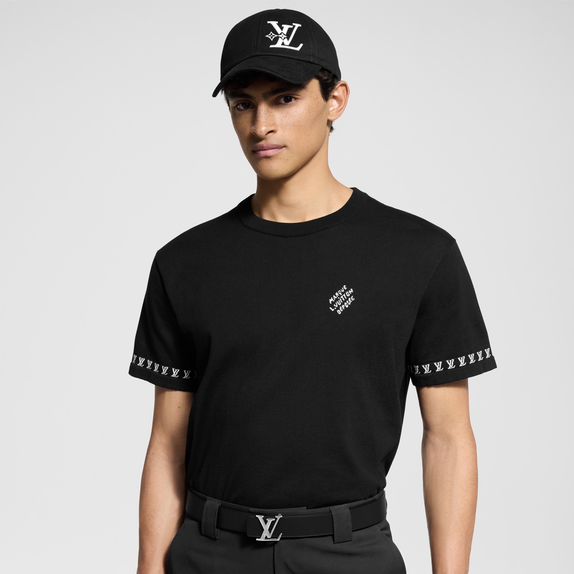  Ready-to-Wear Knitwear and Sweatshirts Short-Sleeved Cotton Crewneck | Louis Vuitton ® (Product zoom)