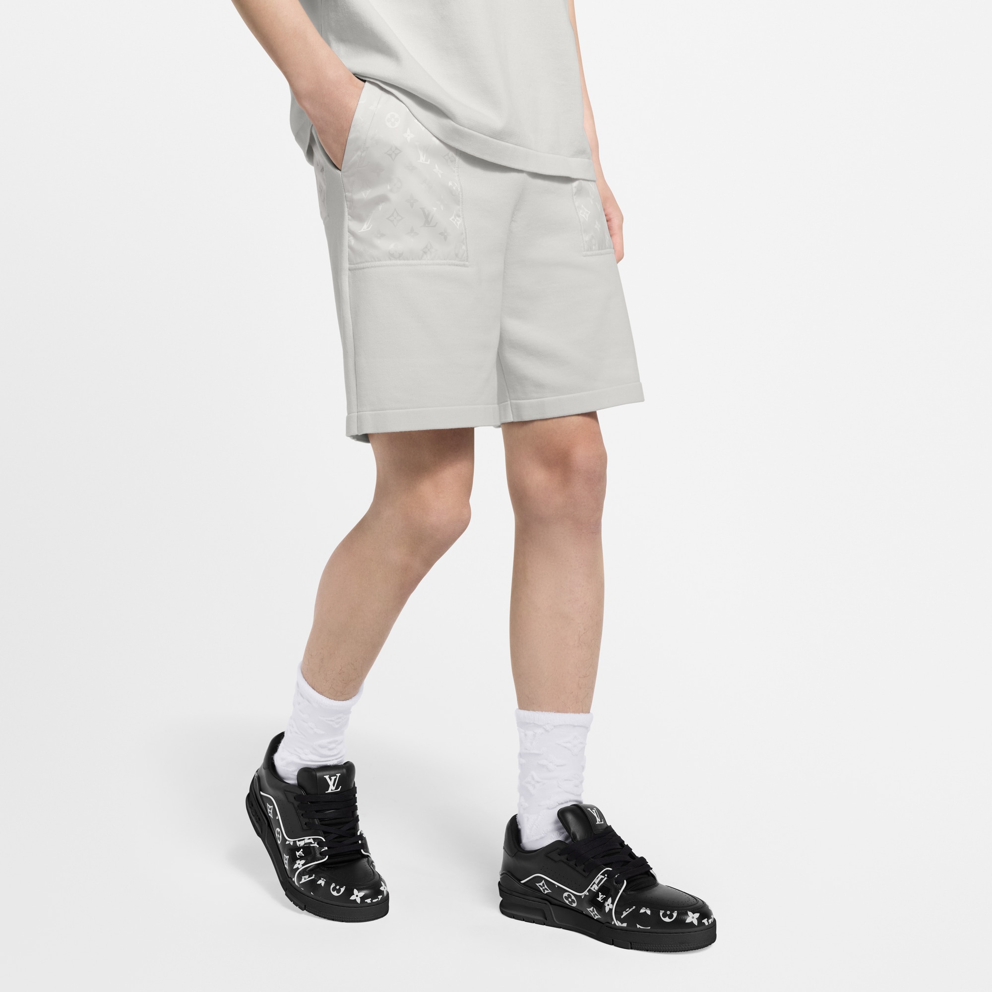  Ready-to-Wear All Ready-to-Wear Shorts With Monogram Nylon Details | Louis Vuitton ® (Product zoom)