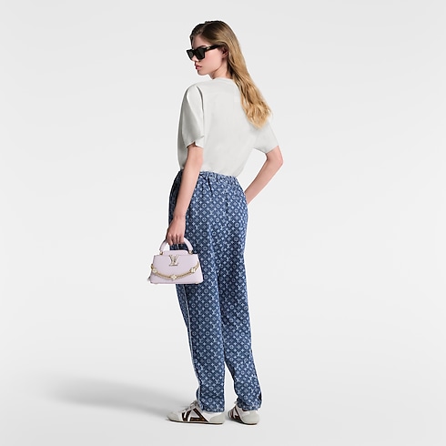 Ready-to-Wear Tops Signature Pocket Crop Top | Louis Vuitton ® (Product zoom)