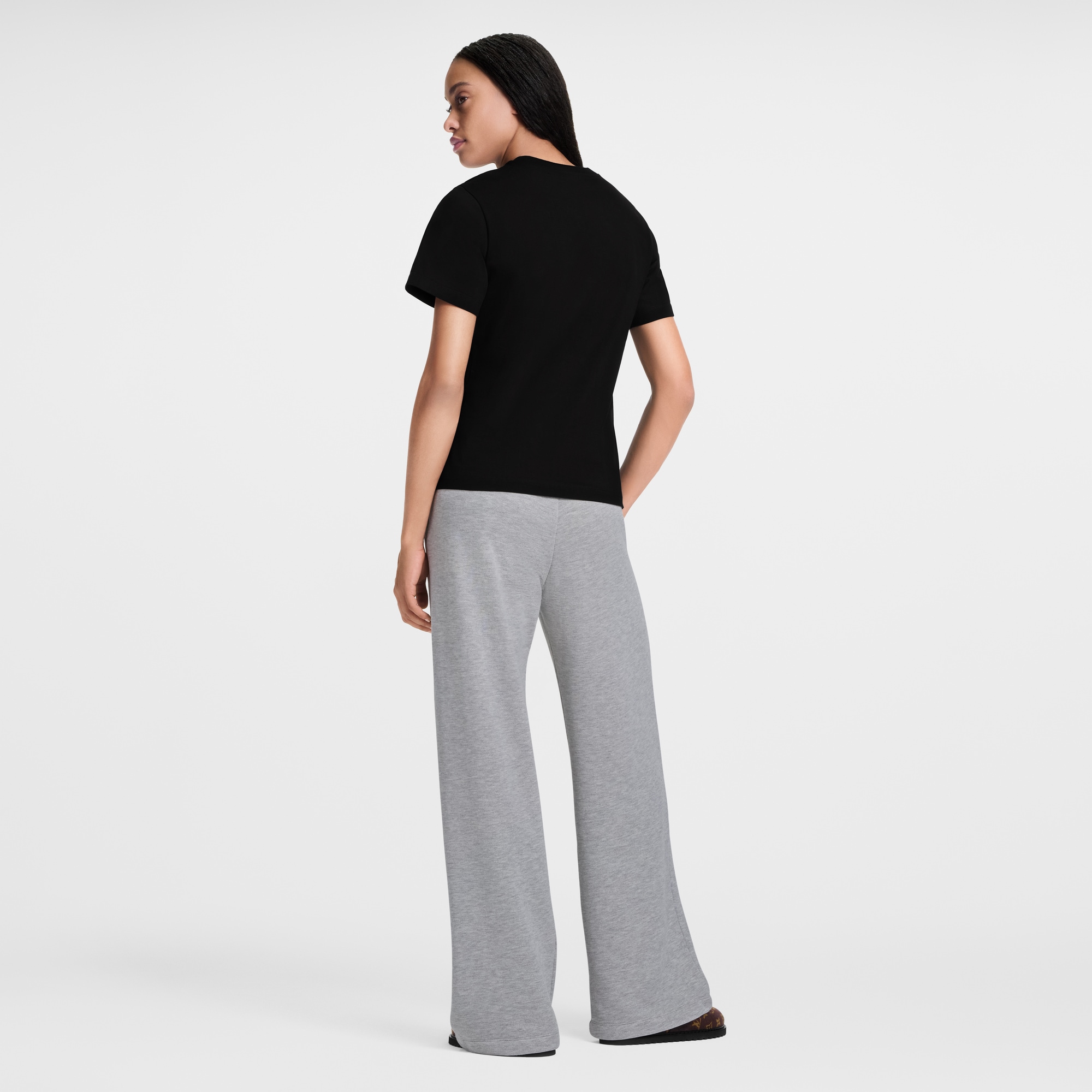  Ready-to-Wear Tops Signature Pocket T-Shirt | Louis Vuitton ® (Product zoom)