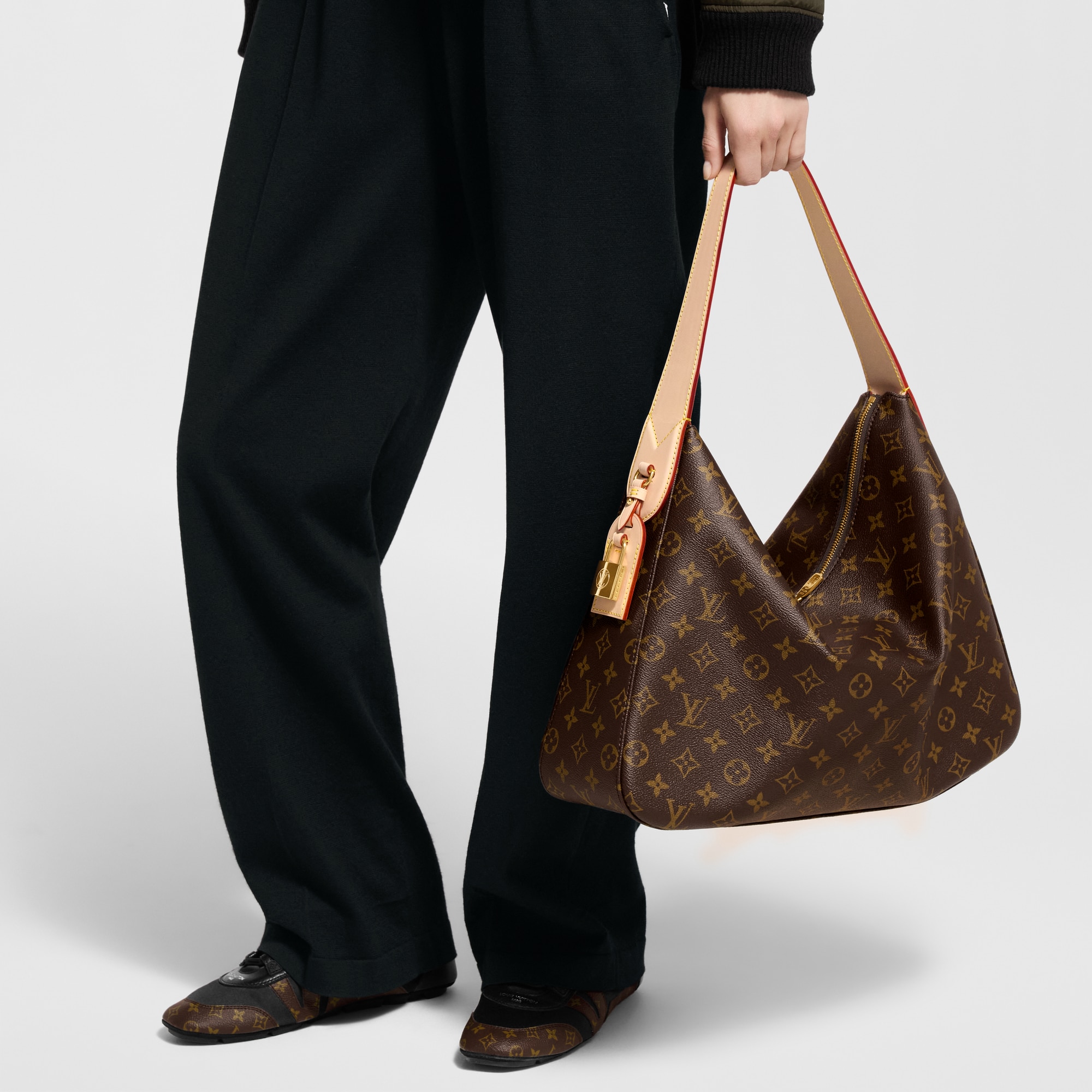 Monogram Handbags All Handbags Slouchy MM | Louis Vuitton ® (Product zoom)