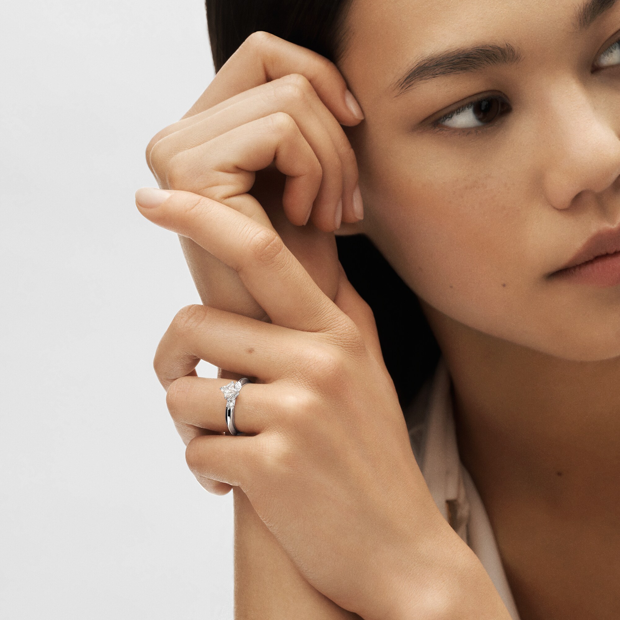  Collections LV Diamonds Solitaire LV Diamonds, taille LV Monogram Star | Louis Vuitton ® (Zoom produit)