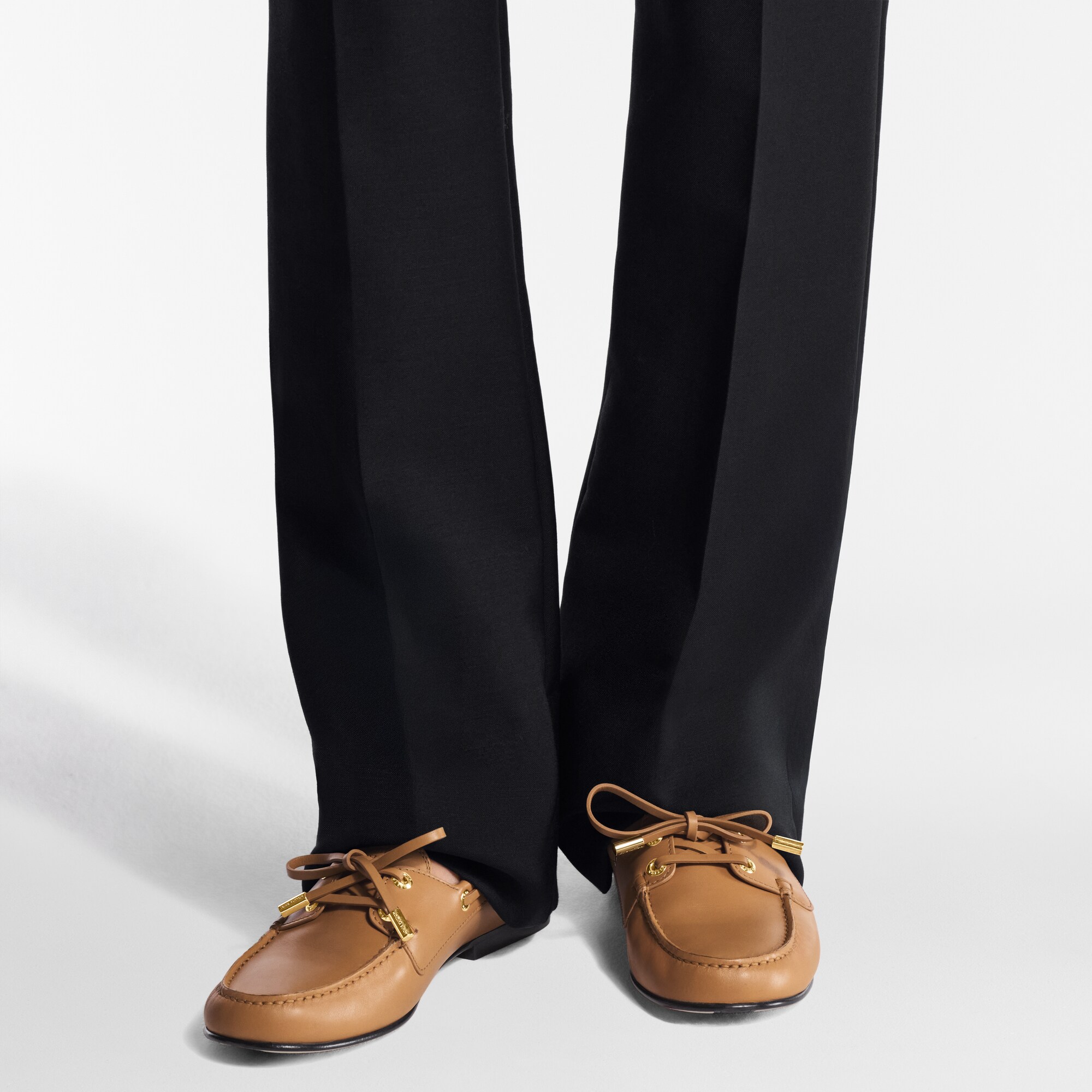  Souliers Flâneurs et Ballerinas Soulier bateau plat Soho | Louis Vuitton ® (Zoom produit)