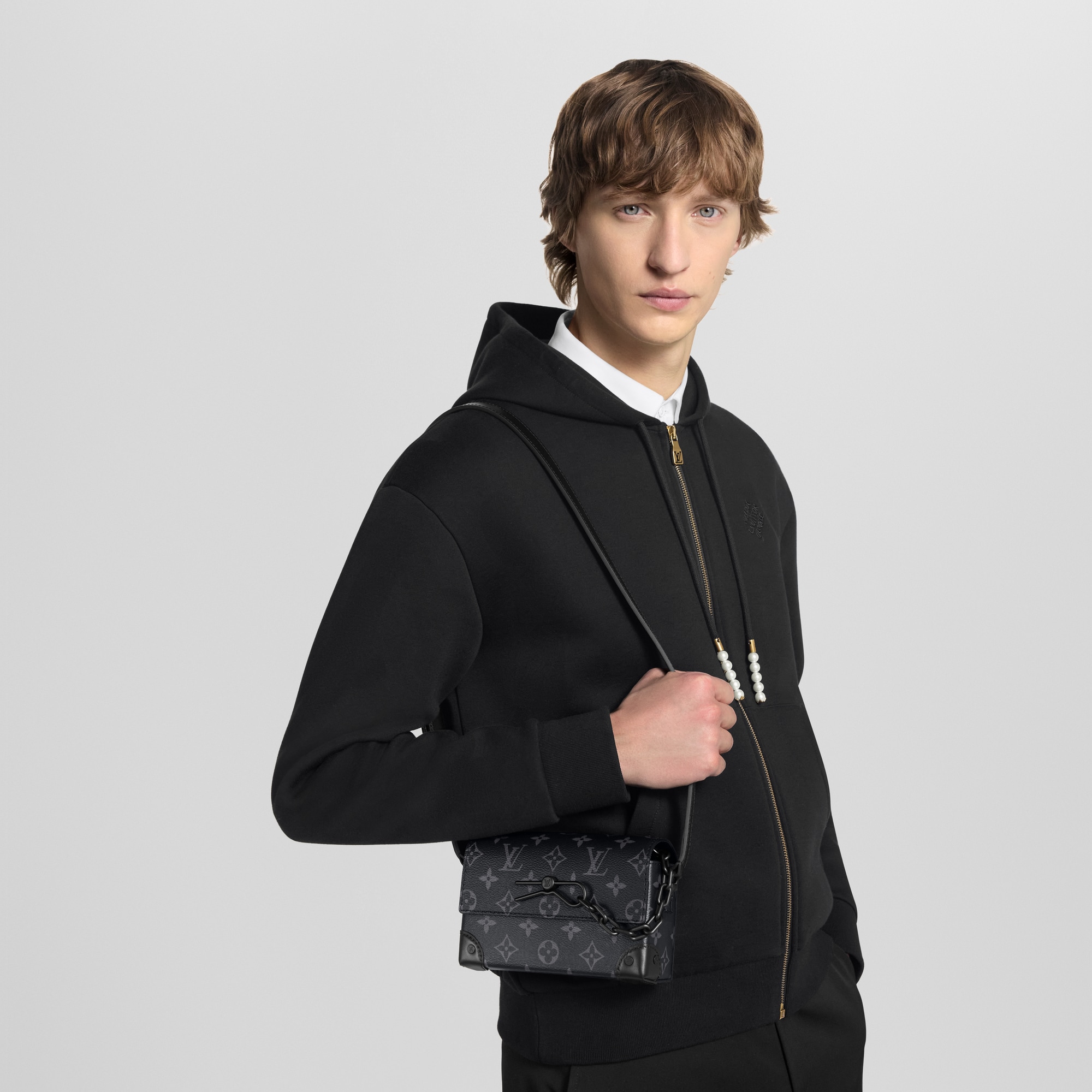 Monogram Eclipse Bags All Collections Steamer Wearable Wallet  | Louis Vuitton ® (Product zoom)