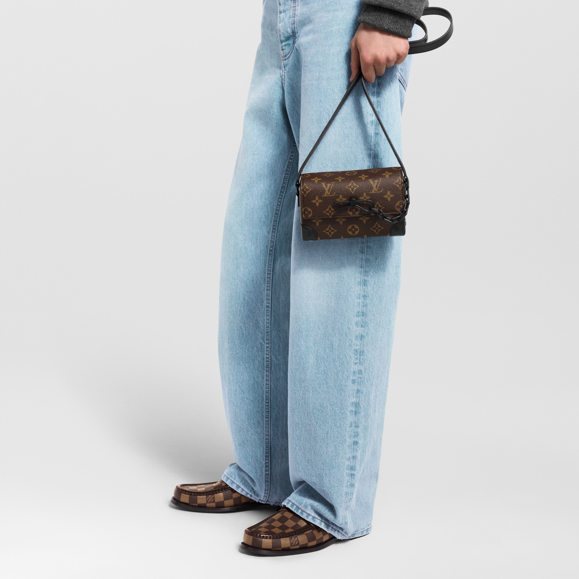 Monogram Macassar Canvas Small Leather Goods Mini Bags Steamer Wearable Wallet | Louis Vuitton ® (Product zoom)