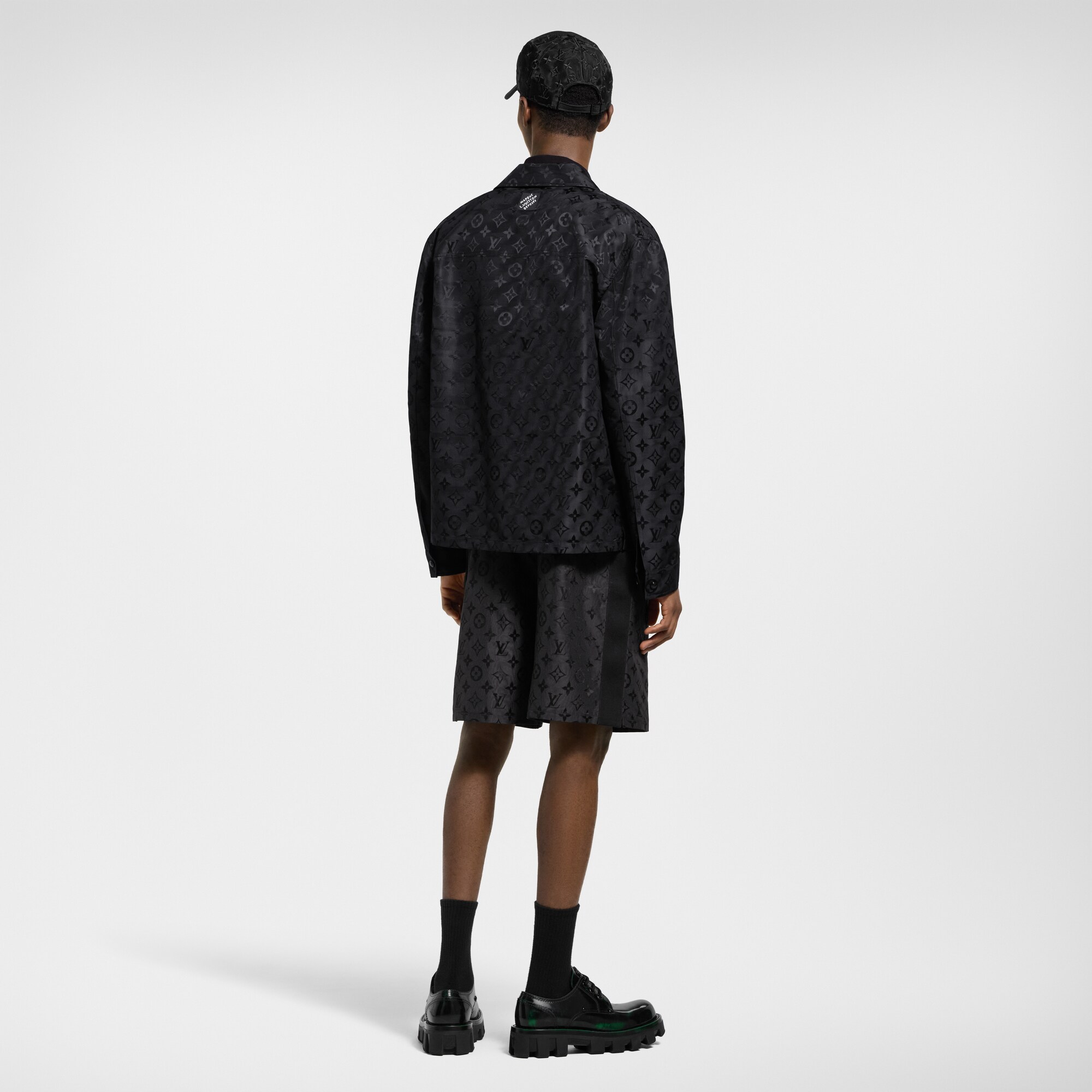  Prêt-à-Porter Manteaux et Blousons Surchemise en jacquard de soie Monogram Moiré | Louis Vuitton ® (Zoom produit)