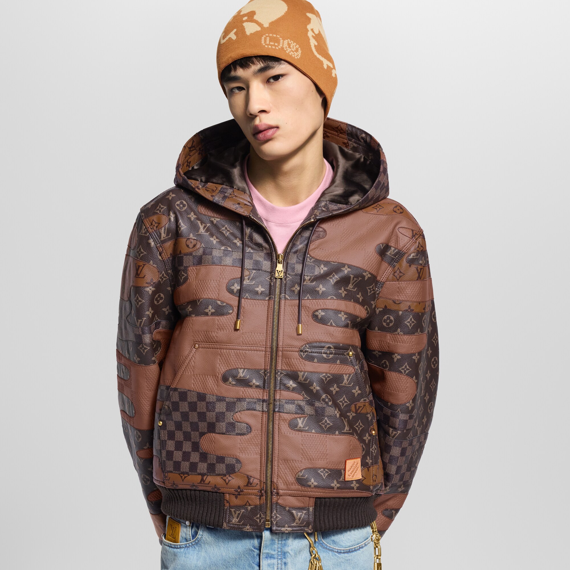  Prêt-à-Porter Tout le Prêt-à-Porter Sweat à capuche zippé en patchwork de cuir - Réalisé sur commande | Louis Vuitton ® (Zoom produit)