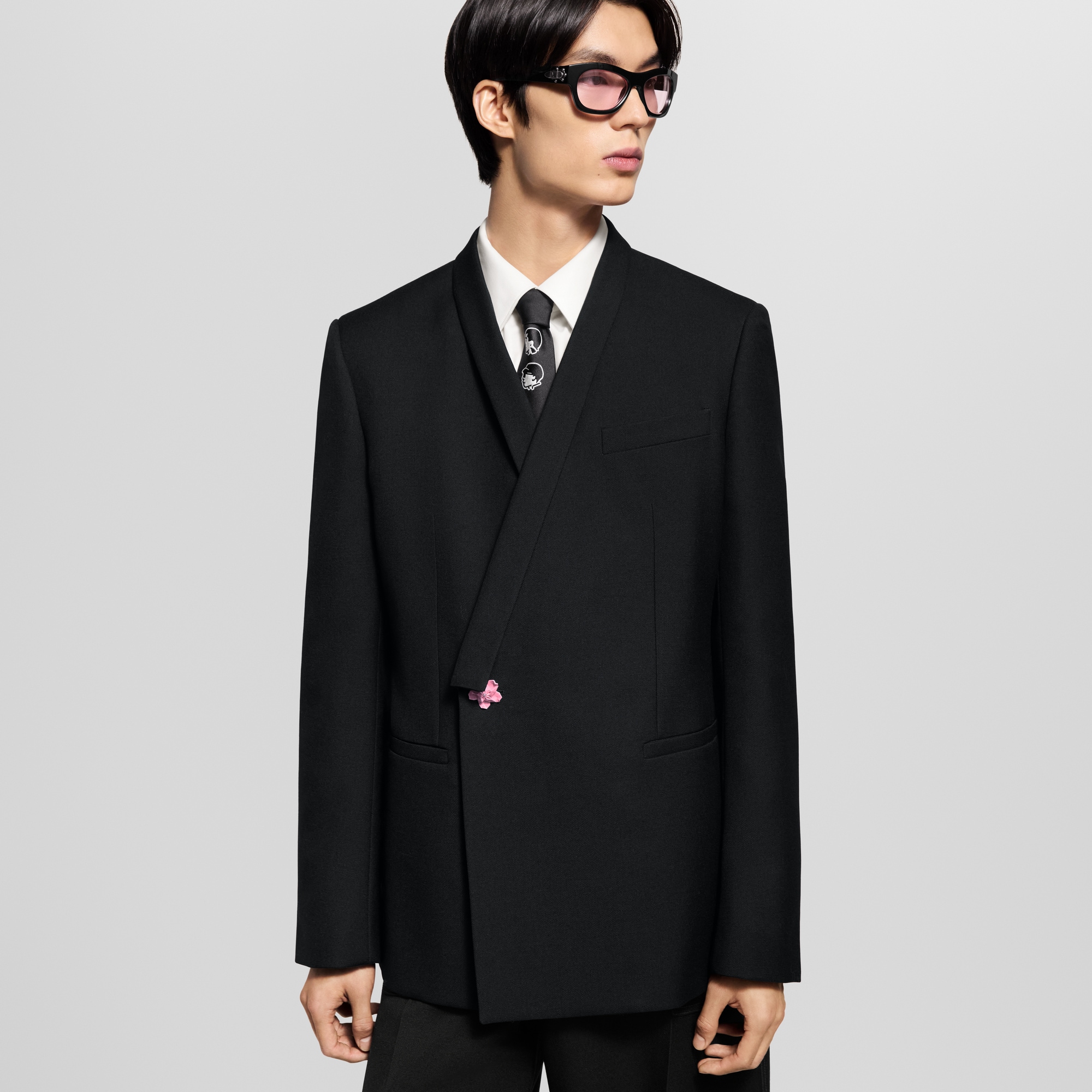  Ready-to-Wear Blazers and Jackets Tailored Kimono Double-Breasted Jacket | Louis Vuitton ® (Product zoom)