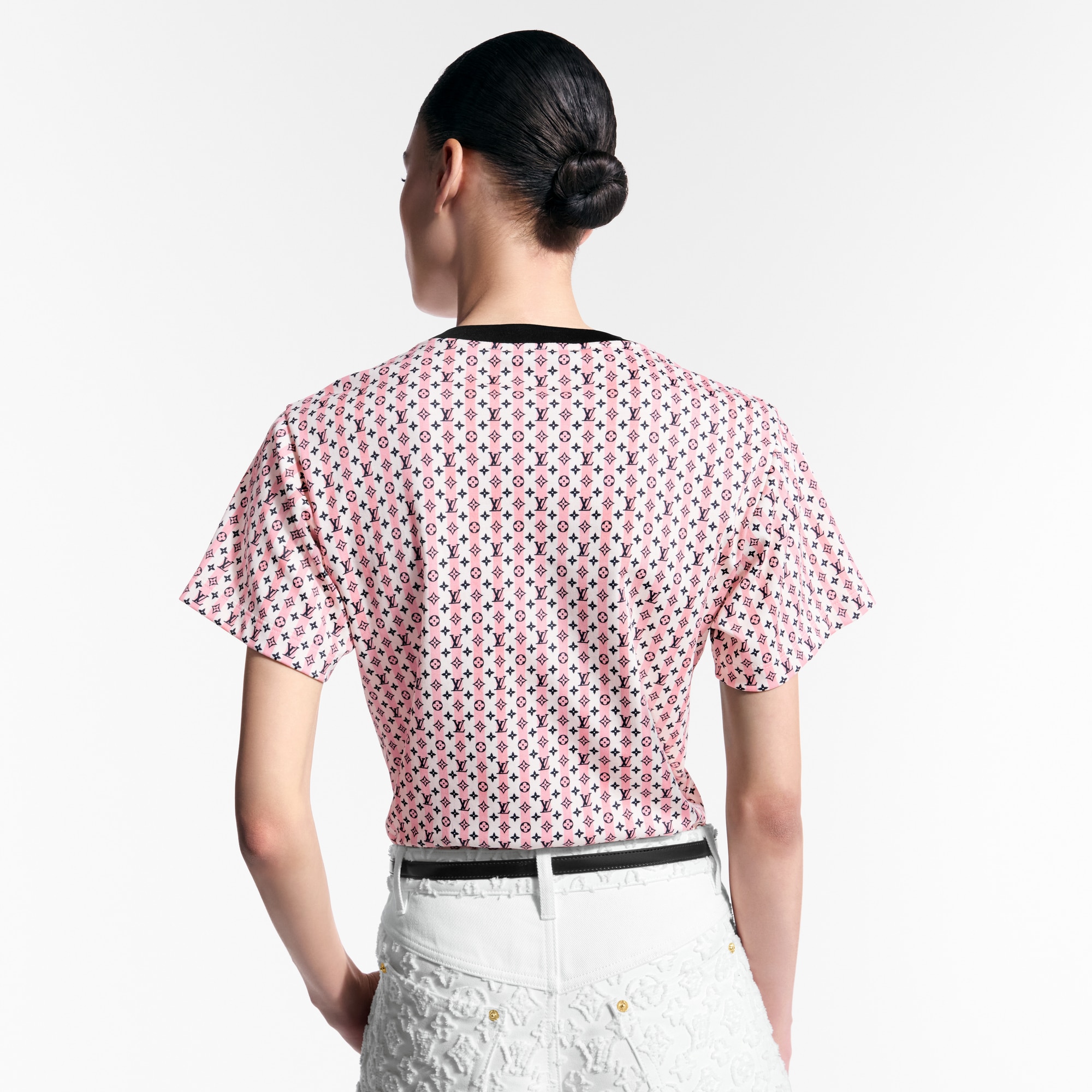  Prêt-à-Porter Hauts Tee-shirt à imprimé foulard | Louis Vuitton ® (Zoom produit)
