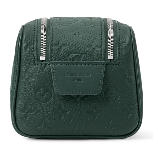 Taurillon Monogram Sacs de voyage et Bagages roulants Accessoires de voyage Trousse de toilette Dopp Kit | Louis Vuitton ® (Zoom produit)