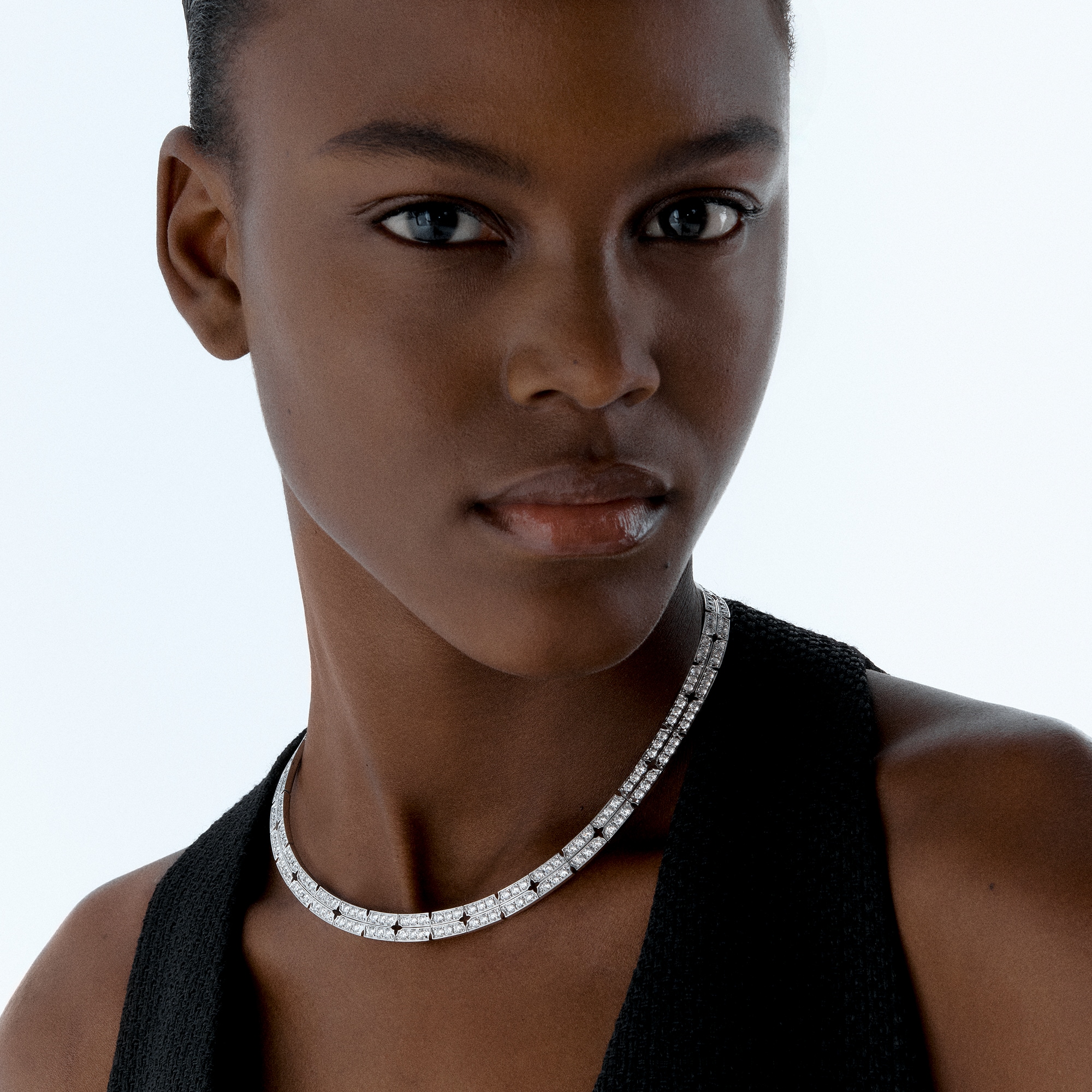  Categories Necklaces and Pendants  Tumbler Necklace, White Gold and Diamonds | Louis Vuitton ® (Product zoom)