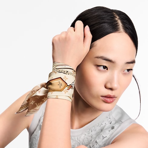 S00 Accessories New This Season Ultimate Monogram BB Bandeau | Louis Vuitton ® (Product zoom)