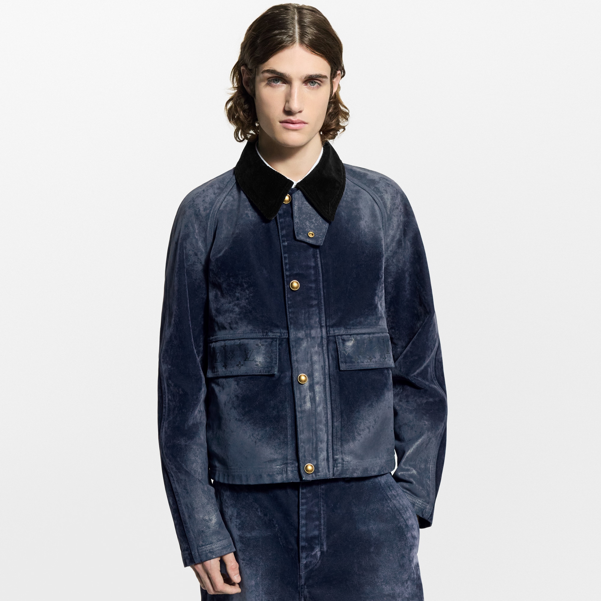  Prêt-à-Porter Manteaux et Blousons Veste en denim floqué à détails Monogram | Louis Vuitton ® (Zoom produit)